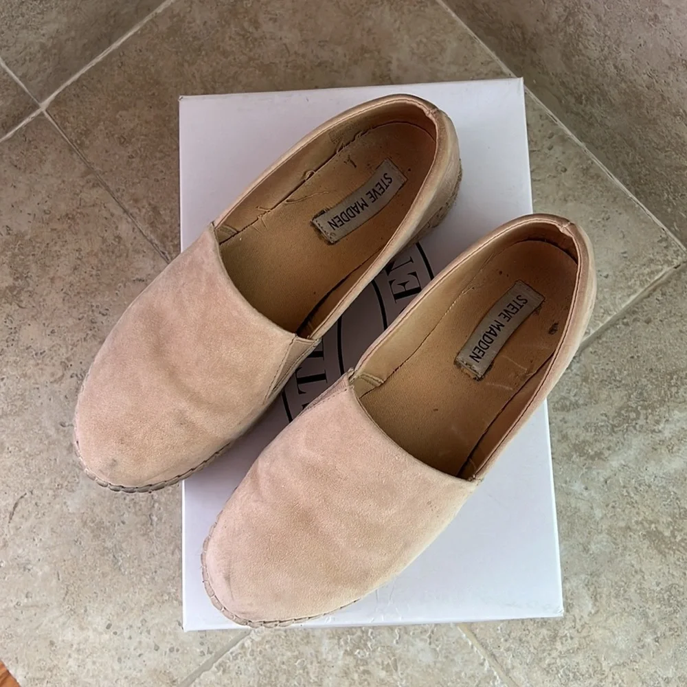 STEVE MADDEN- Prisila Tan Suede Espadrilles